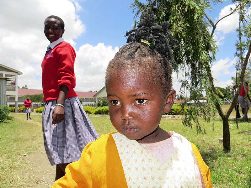 Becas de estudio en Kenia Karibu Sana